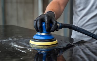 Як вологе шліфування забезпечує дзеркальне полірування?